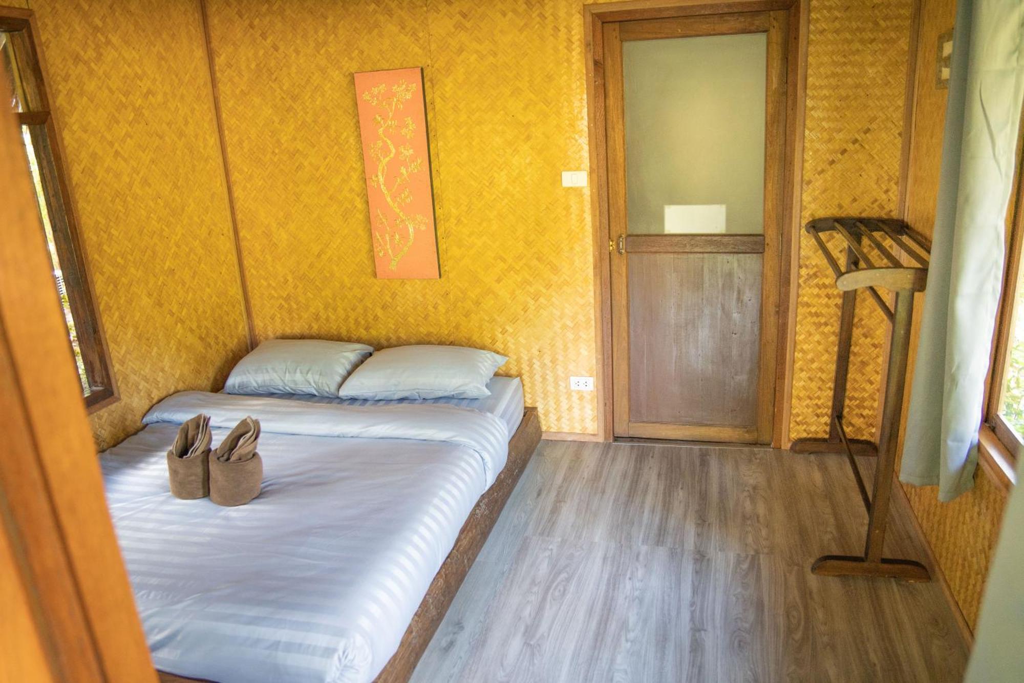Butterfly Hostel, Pai Exterior photo