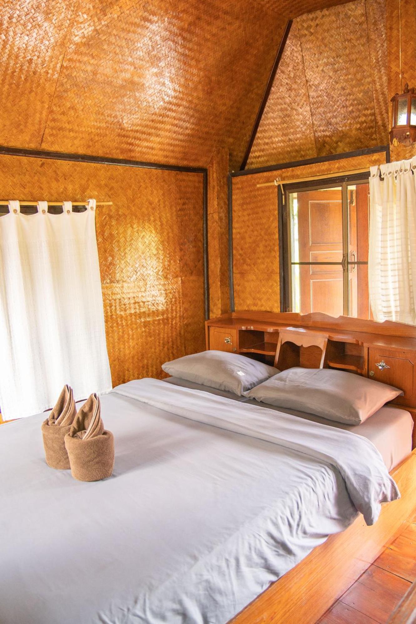 Butterfly Hostel, Pai Exterior photo