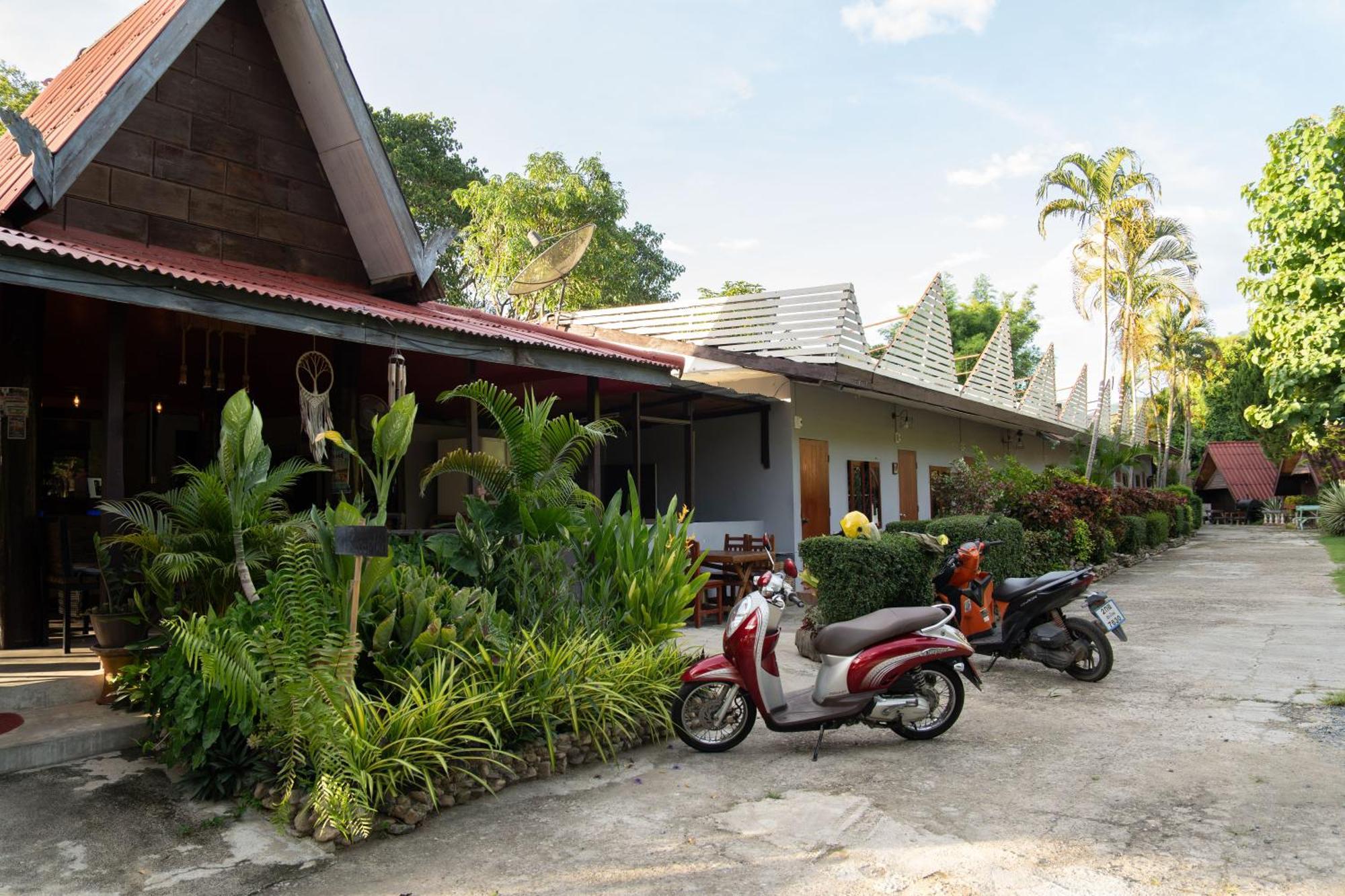 Butterfly Hostel, Pai Exterior photo
