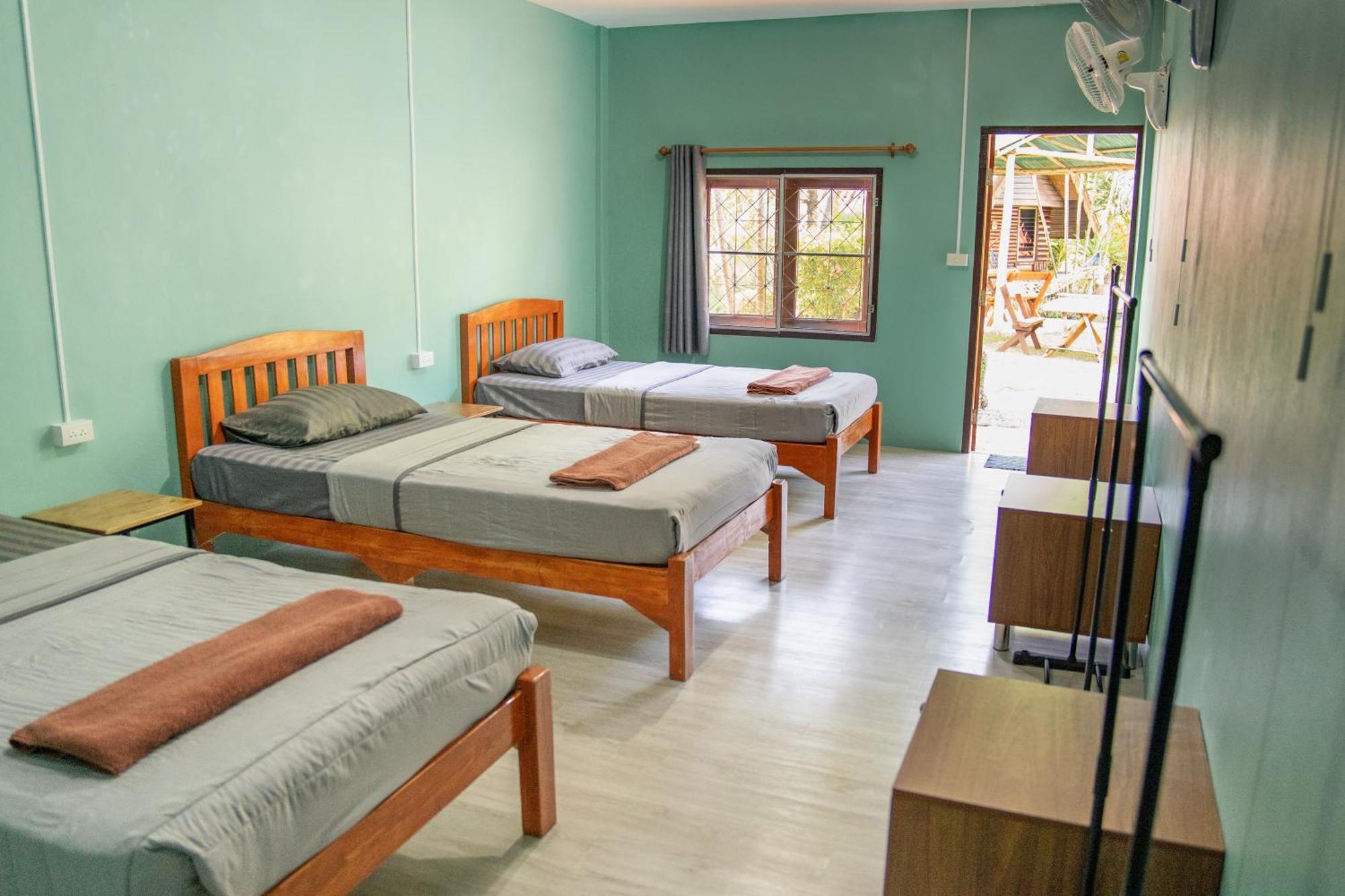 Butterfly Hostel, Pai Exterior photo