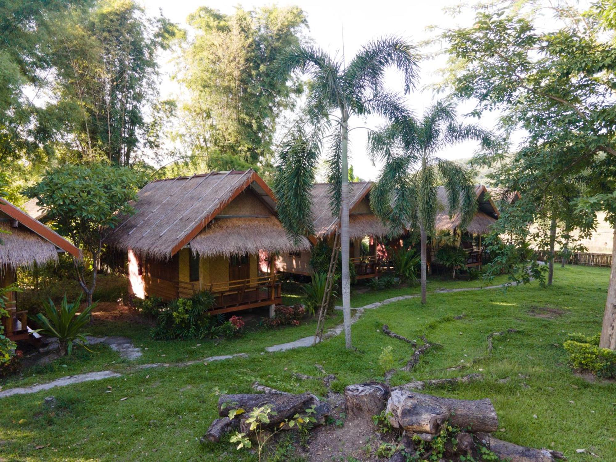 Butterfly Hostel, Pai Exterior photo