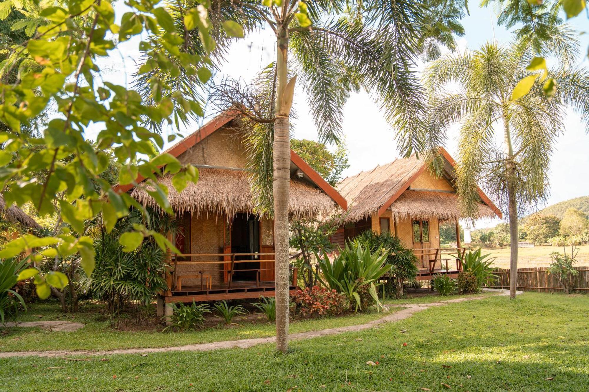 Butterfly Hostel, Pai Exterior photo