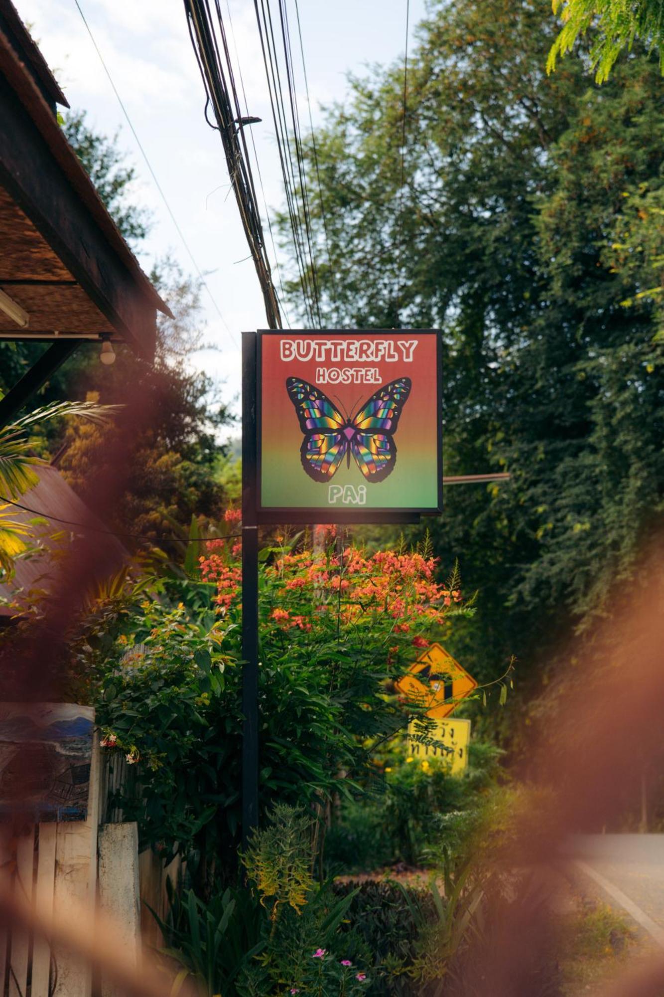 Butterfly Hostel, Pai Exterior photo