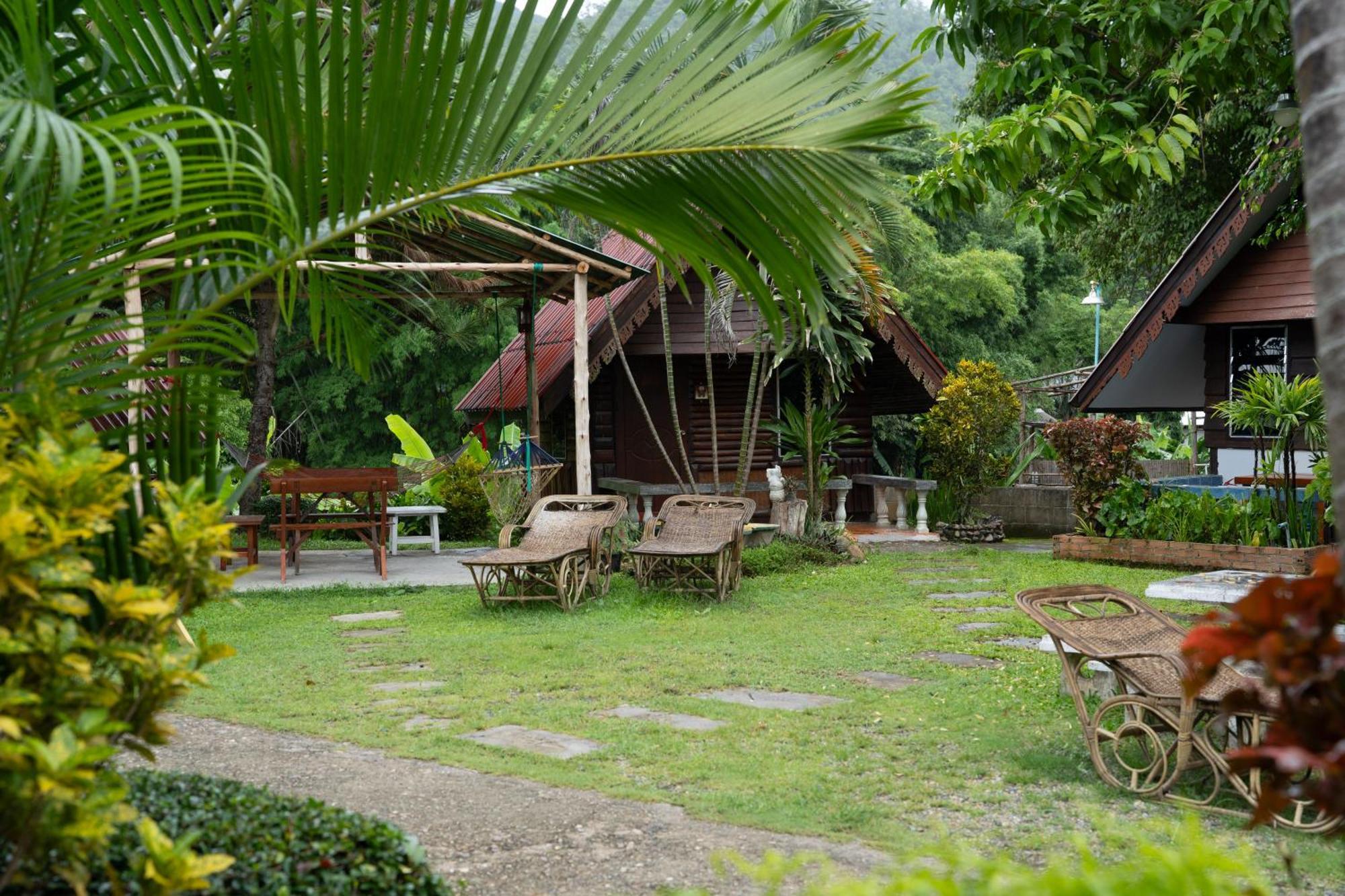 Butterfly Hostel, Pai Exterior photo