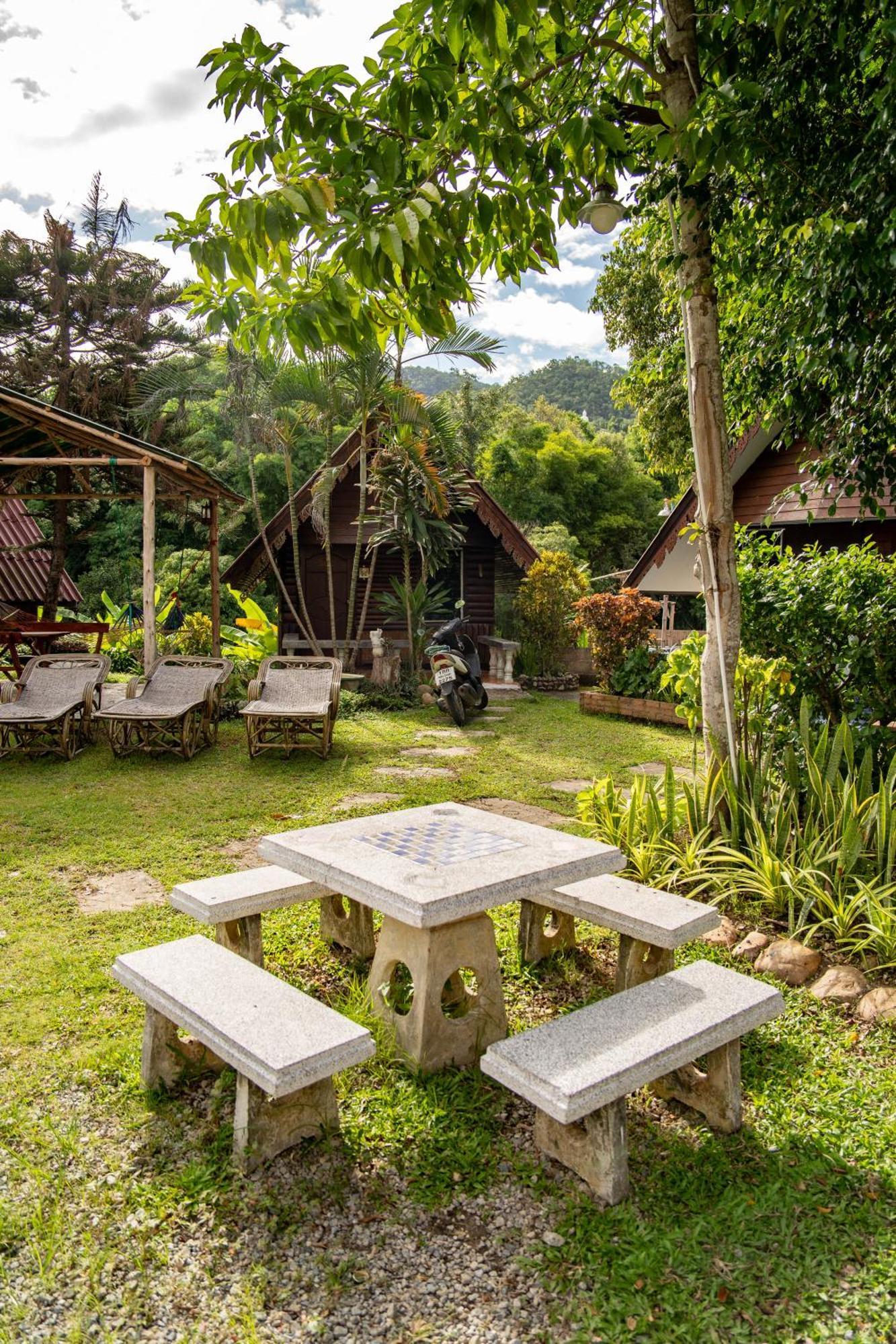 Butterfly Hostel, Pai Exterior photo